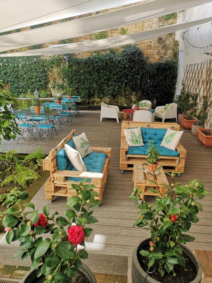Borgo Vergini Garden B&B Наполи Екстериор снимка