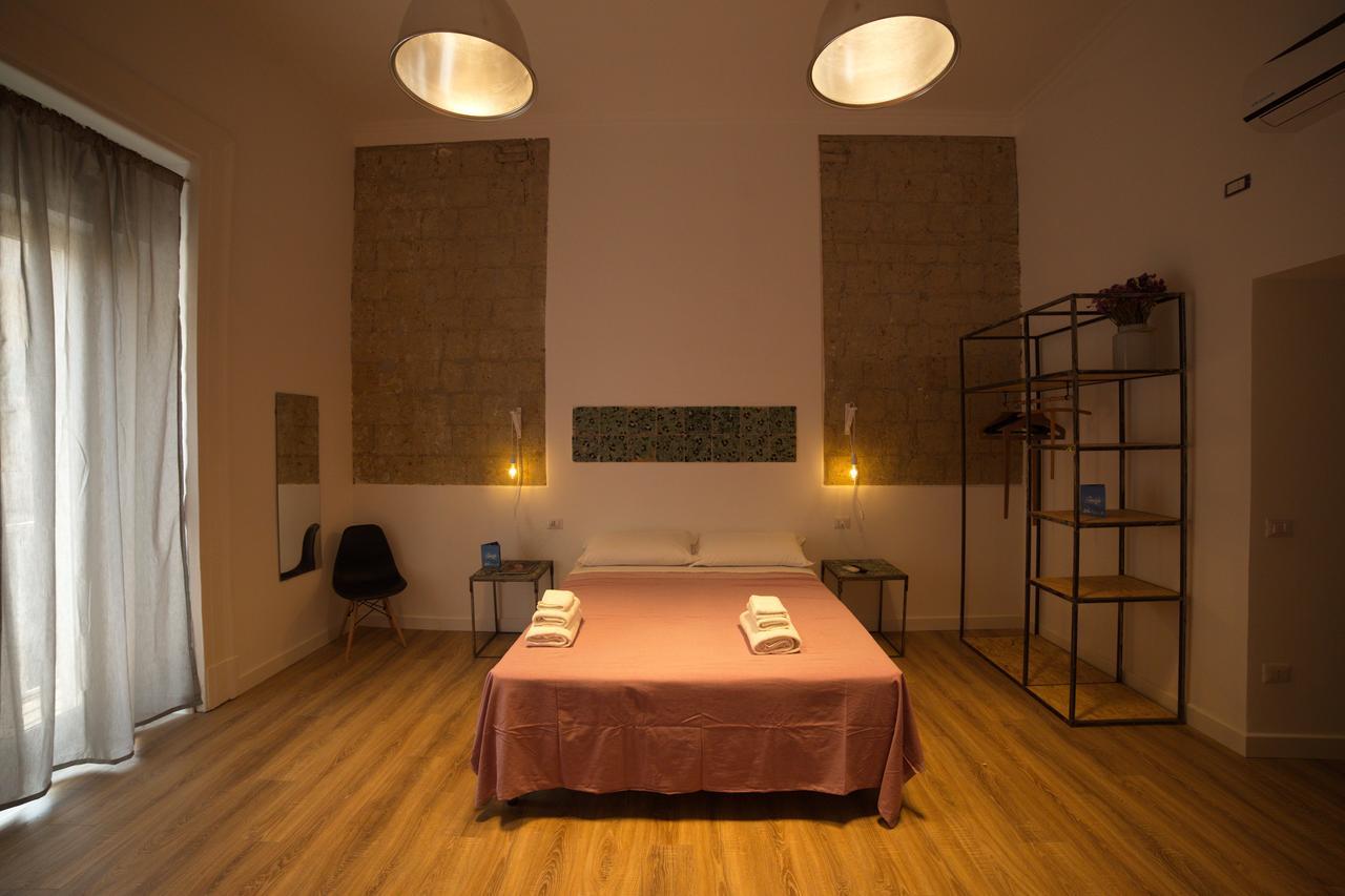 Borgo Vergini Garden B&B Наполи Екстериор снимка